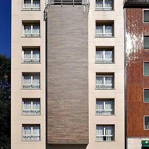 Bb Bicocca Apartahotel