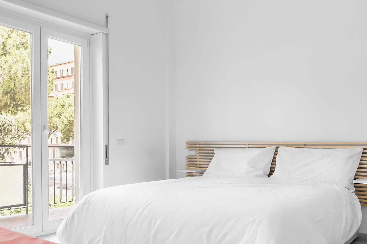 B&B Jonio Roma 2*, Rome